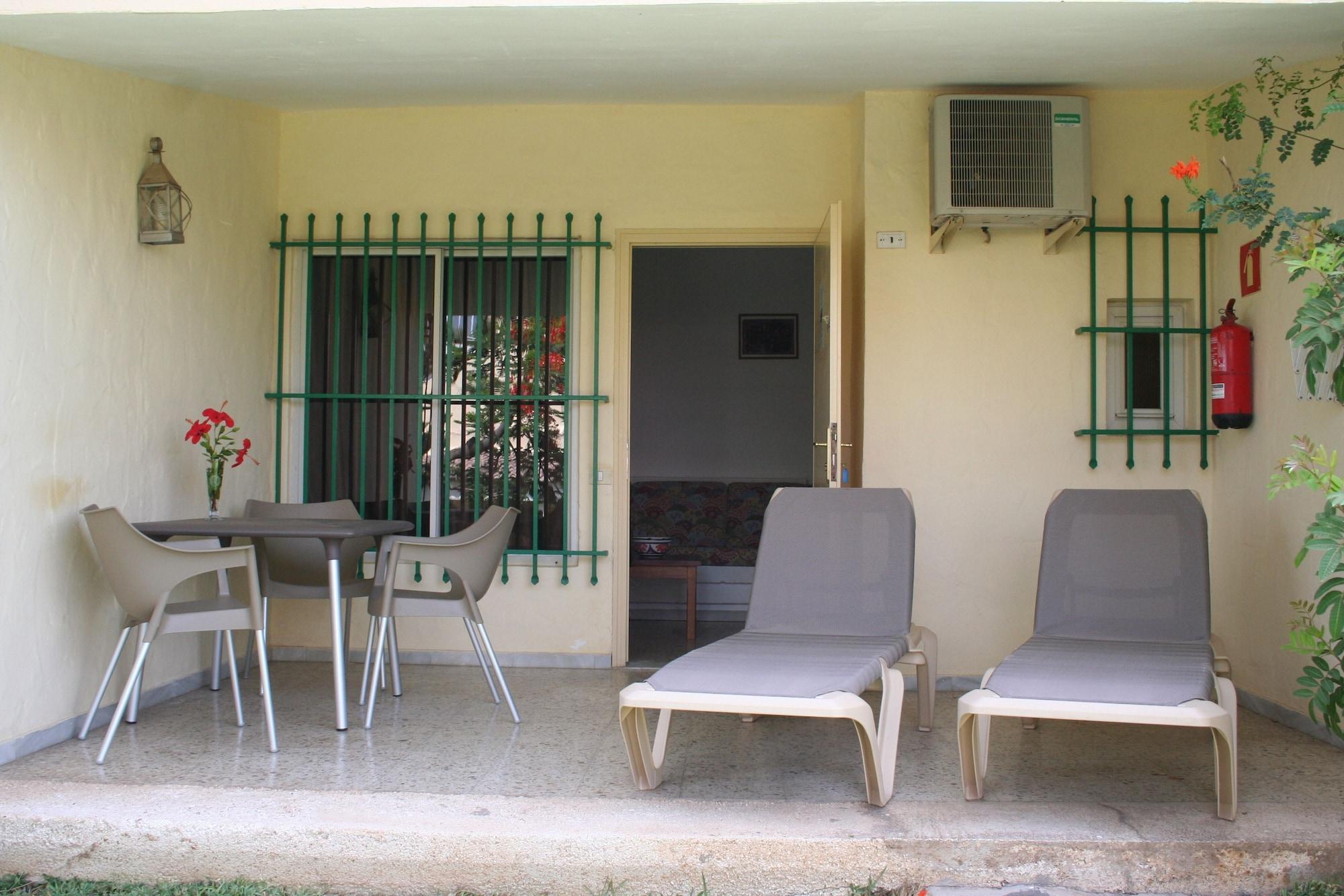 Makai Bungalows Playa Del Aguila  Exterior photo