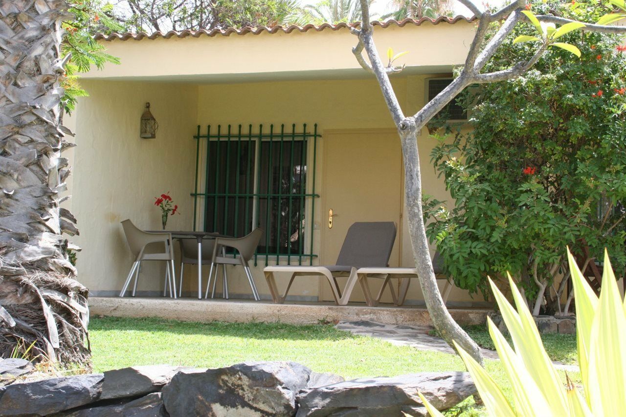 Makai Bungalows Playa Del Aguila  Exterior photo